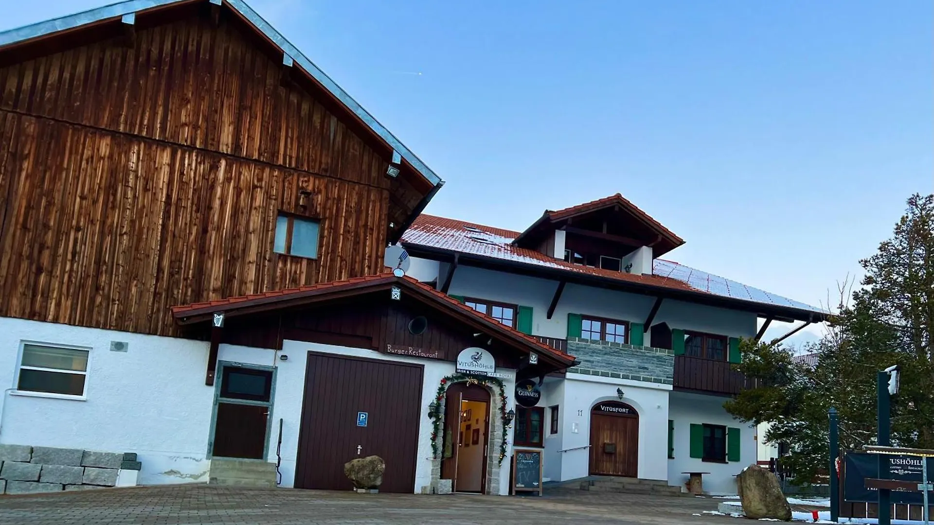 Vitushoehle & Vitusfort Urlaub Im Allgaeu - Ferienwohnungen & Themenzimmer In Hopfen Am See Fussen