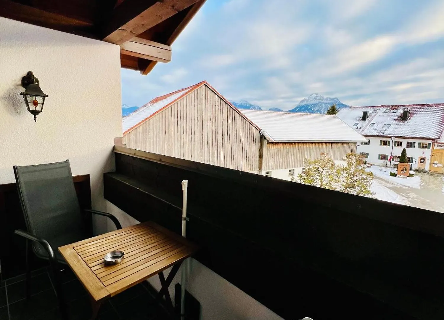 Vitushoehle & Vitusfort Urlaub Im Allgaeu - Ferienwohnungen & Themenzimmer In Hopfen Am See Fussen Holiday home