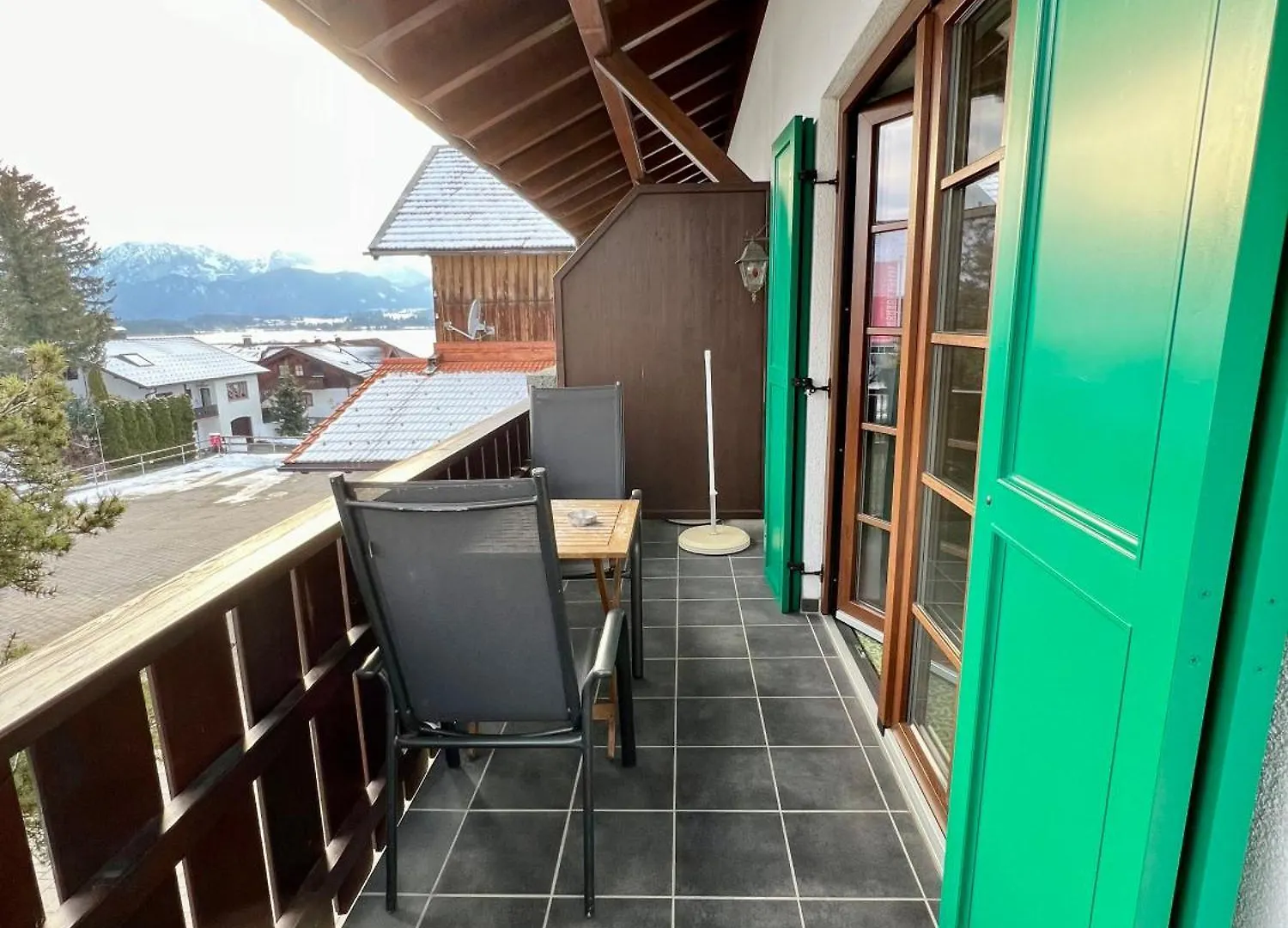 Vitushoehle & Vitusfort Urlaub Im Allgaeu - Ferienwohnungen & Themenzimmer In Hopfen Am See Fussen Holiday home