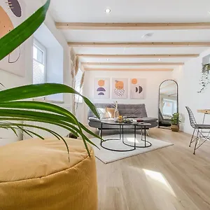 Appartement Stylisches Mit Terrasse In Der Altstadt Von, Donauwörth